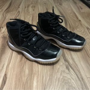 Air Jordan 11 Retro Boys Size 7